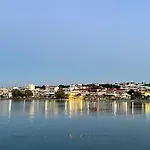 Pety's House By The Sea